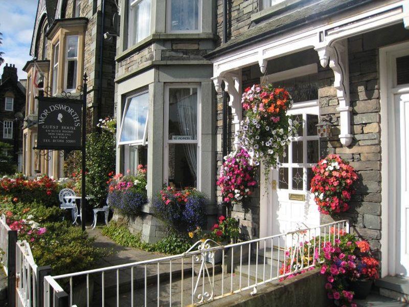アンブルサイド ワーズワース ゲスト ハウス Bed & Breakfast エクステリア 写真